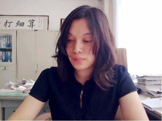 【人(rén)物(wù)志(zhì)】給公司帶來(lái)價值是(shì)我的(de)快(kuài)樂(yuè)──記公司總會(huì)計(jì)師(shī)唐春霞