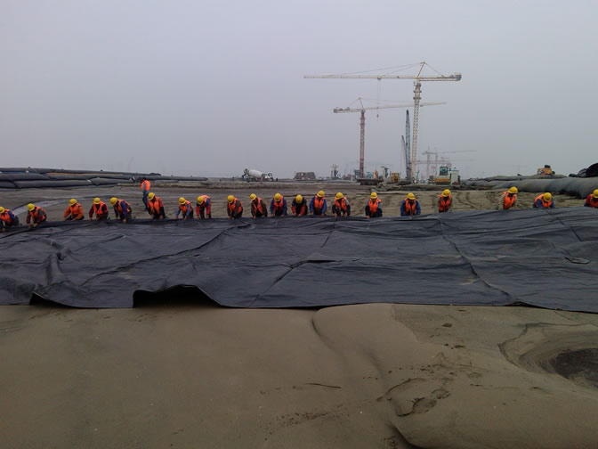 滬通(tōng)鐵(tiě)路(lù)長(cháng)江大(dà)橋HTQ-1标臨時(shí)工(gōng)程記實報(bào)告